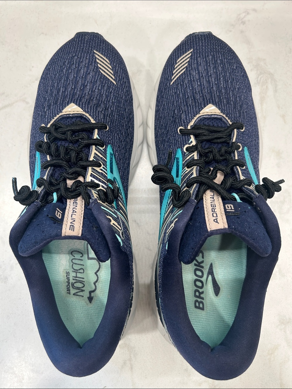 Brooks Women's Adrenaline GTS 19 Running Shoes Size 8 - Picture 6 of 16
